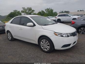  Salvage Kia Forte