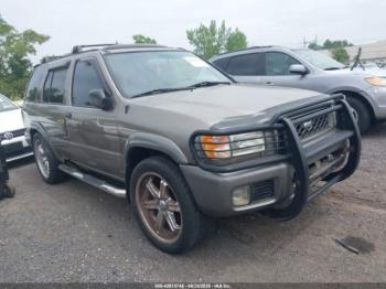  Salvage Nissan Pathfinder