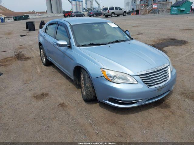  Salvage Chrysler 200