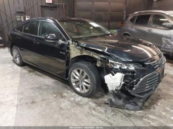  Salvage Toyota Avalon Hybrid