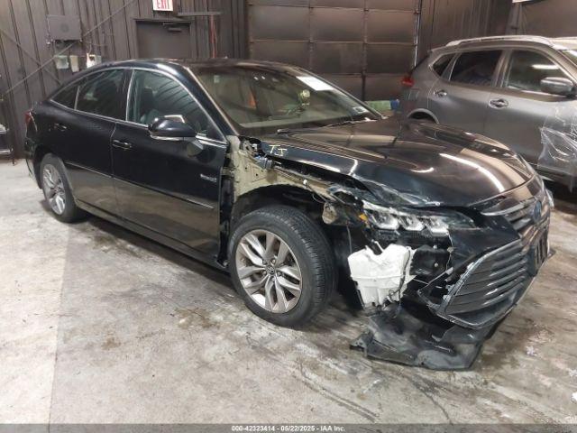  Salvage Toyota Avalon Hybrid