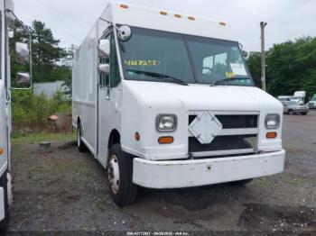  Salvage Freightliner Chassis
