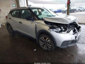  Salvage Nissan Kicks