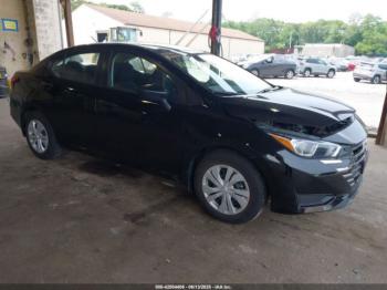  Salvage Nissan Versa