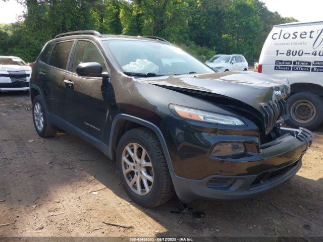  Salvage Jeep Cherokee