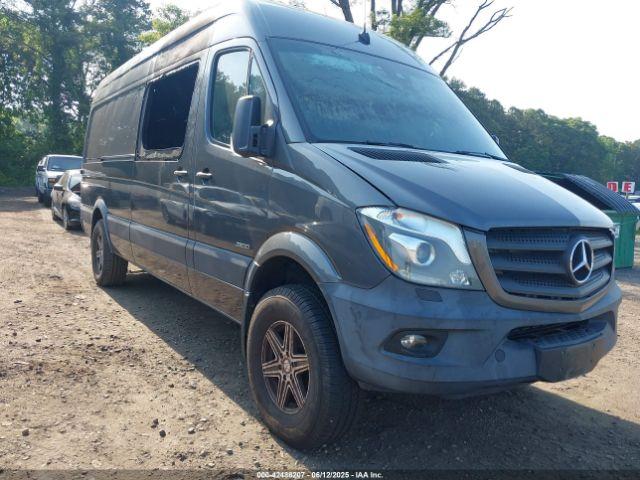  Salvage Mercedes-Benz Sprinter 2500