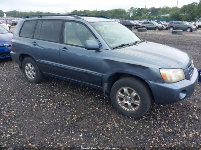  Salvage Toyota Highlander