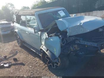 Salvage Ford Bronco
