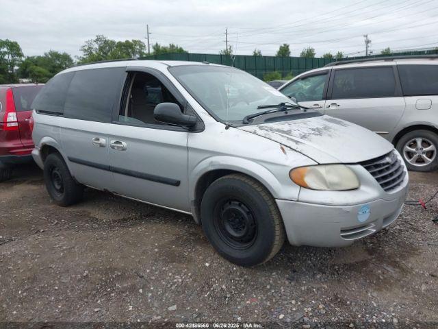  Salvage Chrysler Town & Country