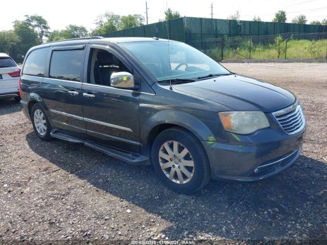  Salvage Chrysler Town & Country