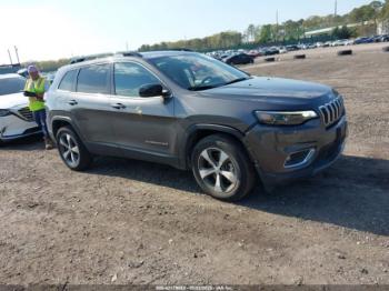  Salvage Jeep Cherokee