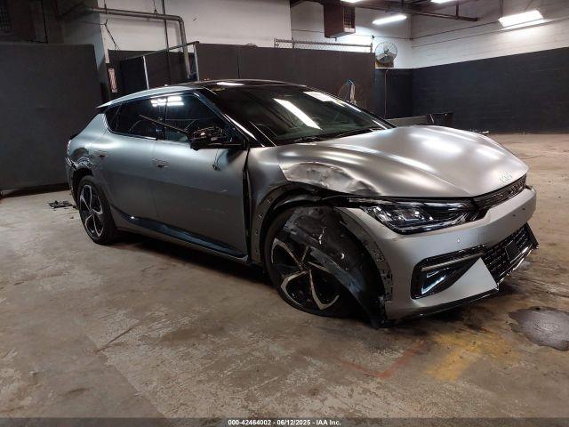  Salvage Kia EV6