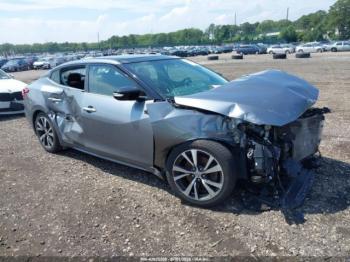  Salvage Nissan Maxima