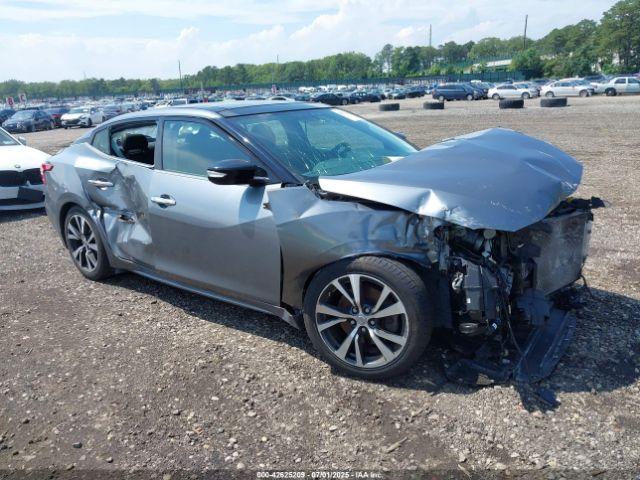 Salvage Nissan Maxima