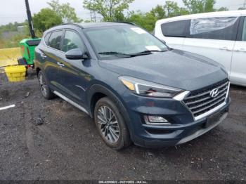  Salvage Hyundai TUCSON