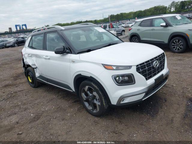  Salvage Hyundai VENUE