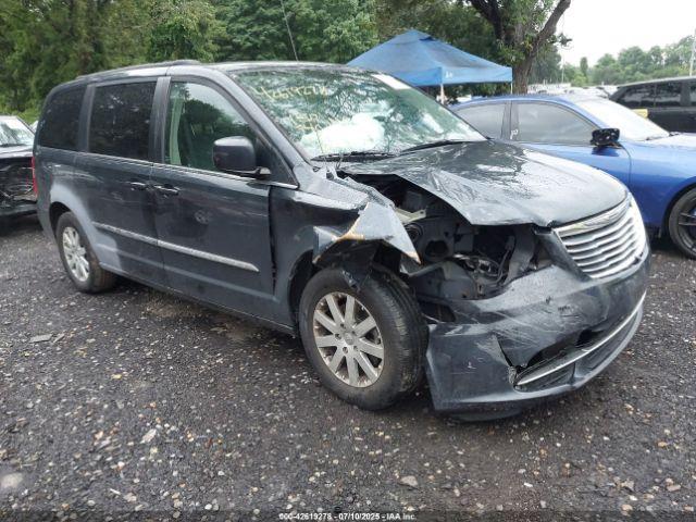  Salvage Chrysler Town & Country