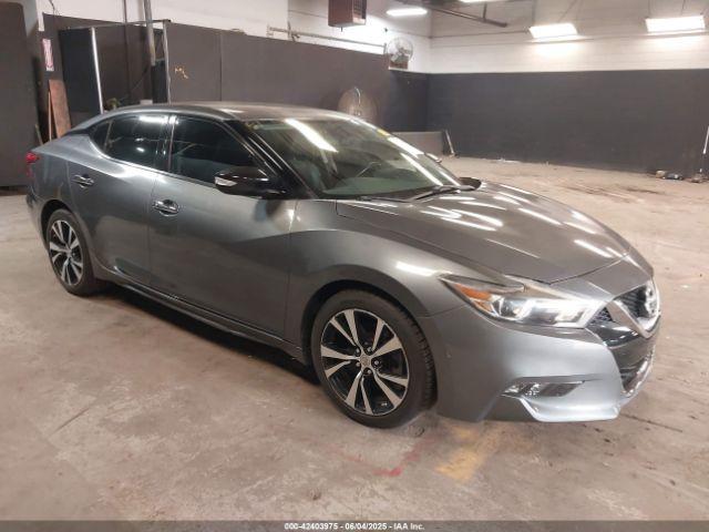  Salvage Nissan Maxima