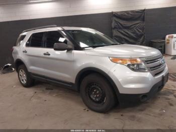  Salvage Ford Explorer