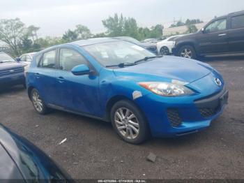  Salvage Mazda Mazda3