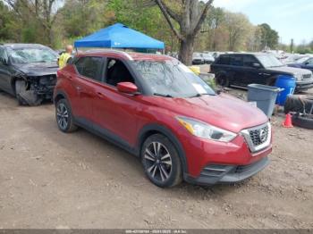  Salvage Nissan Kicks