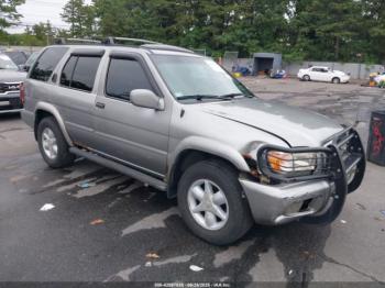  Salvage Nissan Pathfinder
