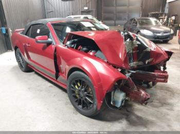  Salvage Ford Mustang