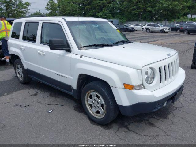  Salvage Jeep Patriot