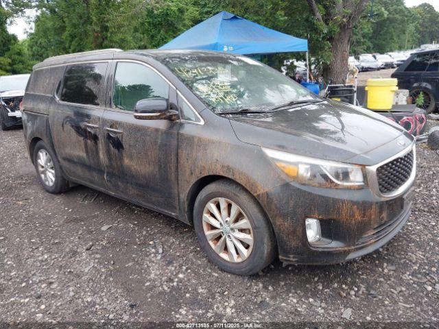  Salvage Kia Sedona