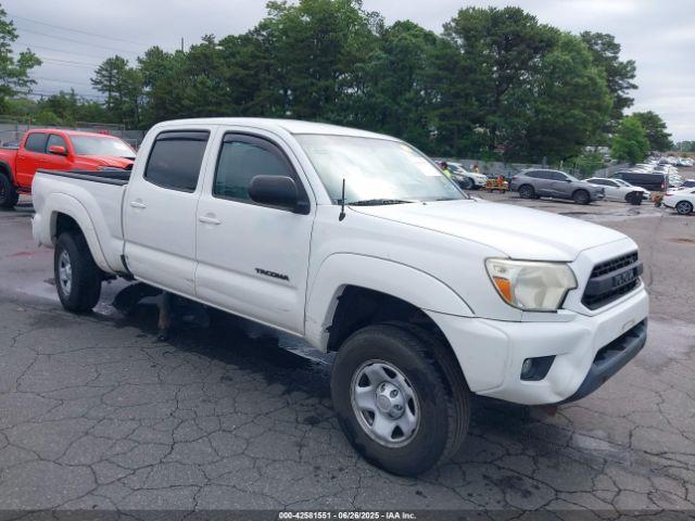  Salvage Toyota Tacoma