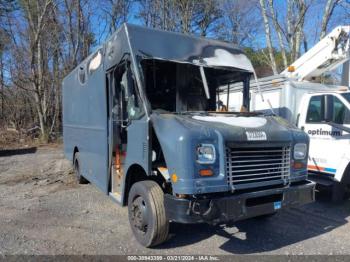  Salvage Freightliner Mt45g