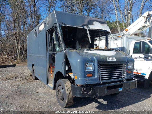  Salvage Freightliner Mt45g