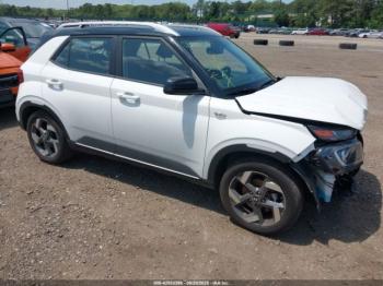  Salvage Hyundai VENUE