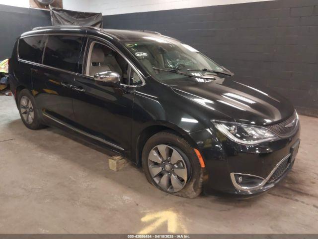  Salvage Chrysler Pacifica