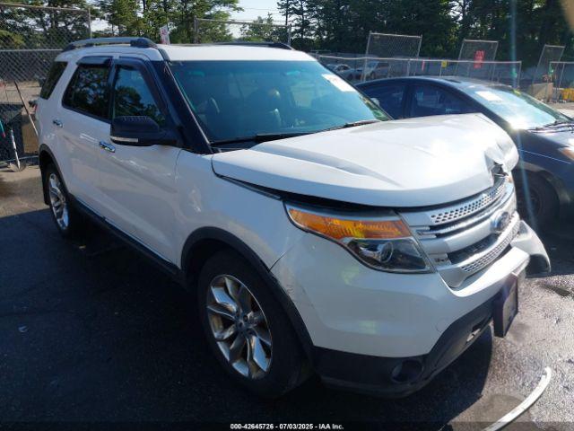  Salvage Ford Explorer