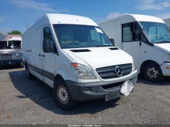  Salvage Mercedes-Benz Sprinter 2500