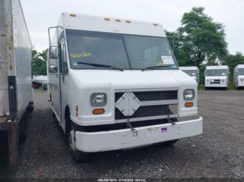  Salvage Freightliner Chassis