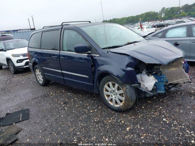  Salvage Chrysler Town & Country