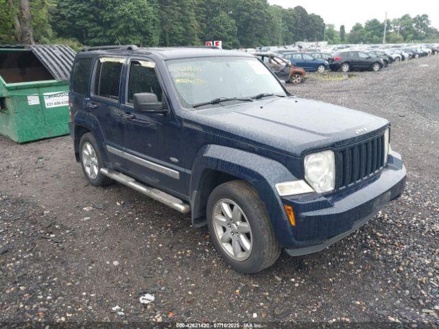  Salvage Jeep Liberty