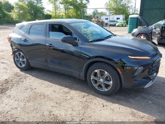  Salvage Chevrolet Blazer
