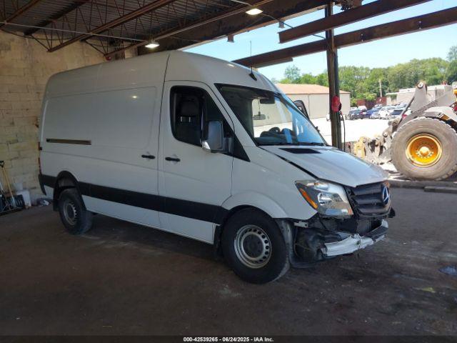  Salvage Mercedes-Benz Sprinter 2500