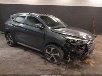  Salvage Hyundai TUCSON
