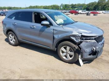  Salvage Kia Sorento