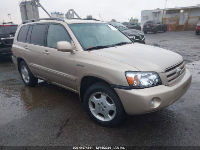  Salvage Toyota Highlander