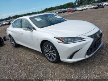  Salvage Lexus Es