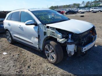  Salvage Kia Niro