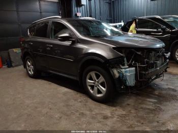  Salvage Toyota RAV4