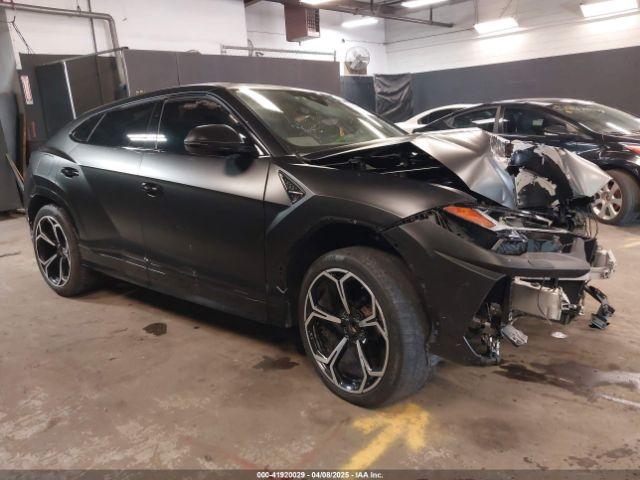  Salvage Lamborghini Urus