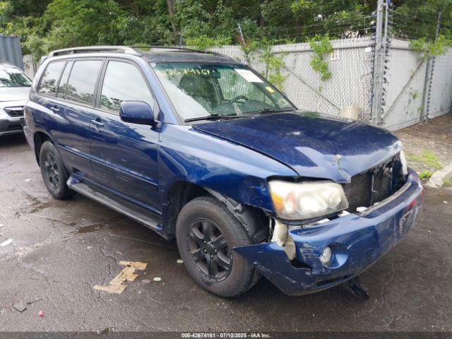  Salvage Toyota Highlander
