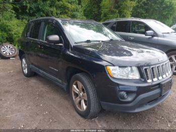  Salvage Jeep Compass